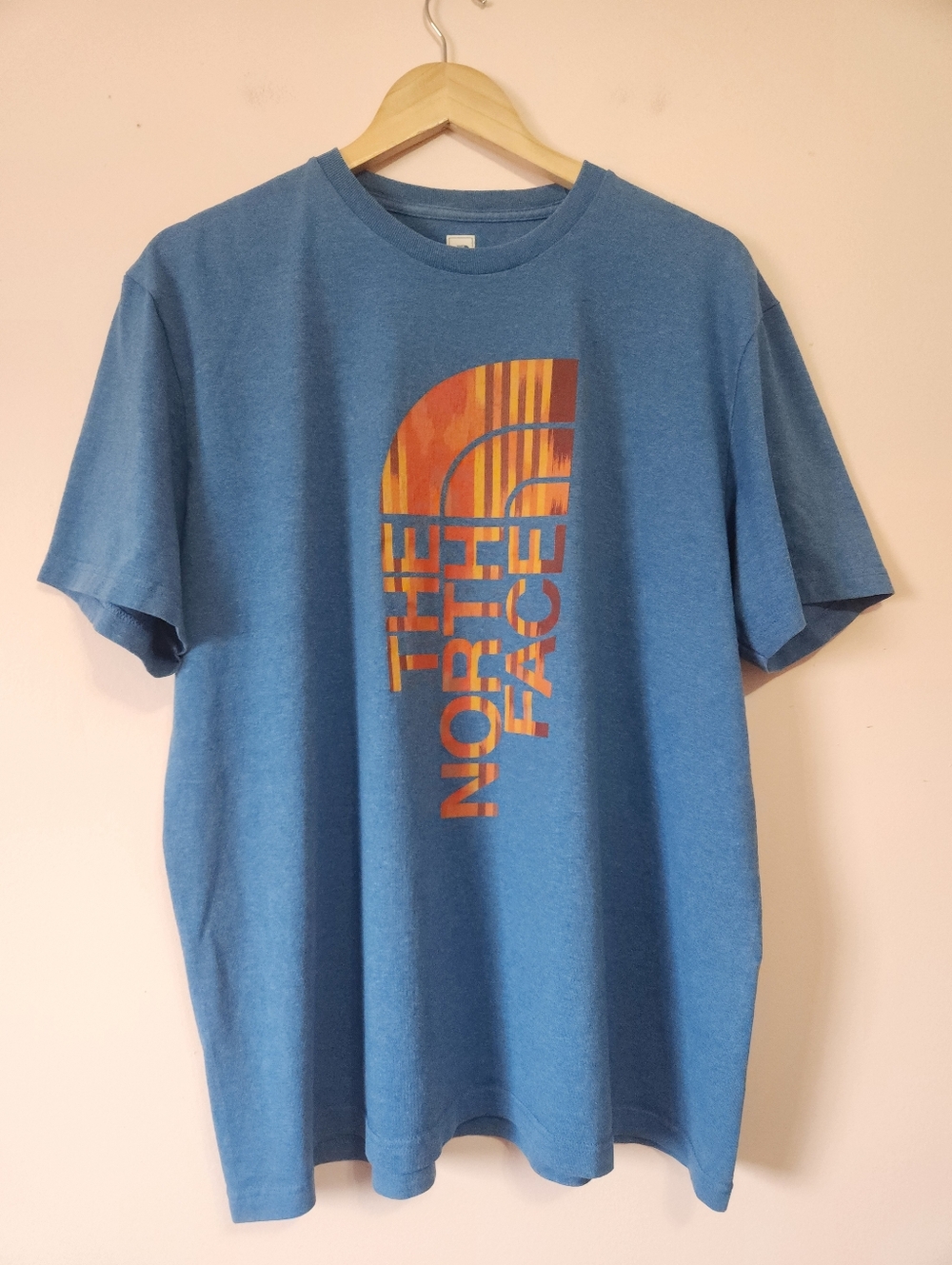 The North Face Men's XL Core Half Dome Sunset Graphic Logo Short Sleeve Tee Blue